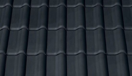 Keramická taška FUTURA 1/1 - Barva: Engoba vínově červená, Typ tašky: Základní taška, Typ krytiny: Pálená taška, Název: FUTURA