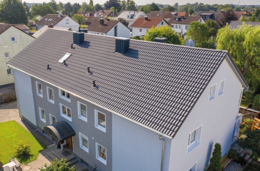 Betonová taška BREMA - Barva: Tmavě šedá PLANAR, Typ tašky: Základní taška, Typ krytiny: Betonová taška, Název: BREMA
