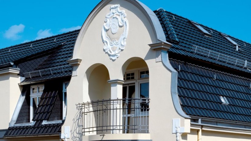 Keramická taška OPTIMA 1/1 - Barva: Břidlicová engoba, Typ tašky: Základní taška, Typ krytiny: Pálená taška, Název: OPTIMA