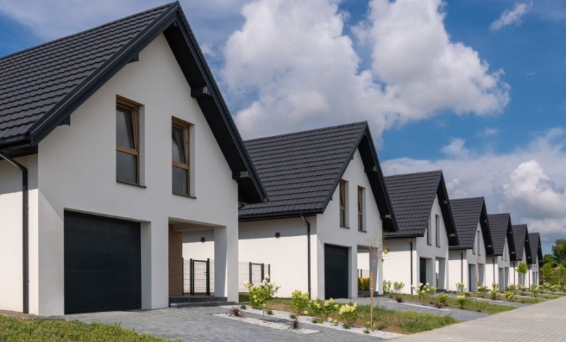 Keramická taška KODA 1/1 - Barva: Engoba měděně červená, Typ tašky: Základní taška, Typ krytiny: Pálená taška, Název: KODA