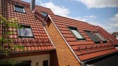 ROTO kyvná okna - spodní manuální ovládání