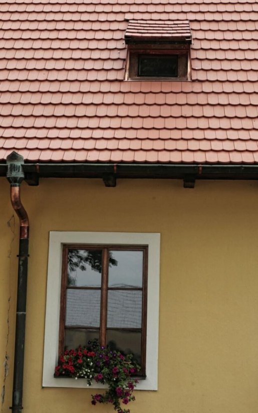 Betonová taška Rundo 1/1 - Typ tašky: Základní taška, Třída kvality: Terran EVO, Barva Terran: Mocca